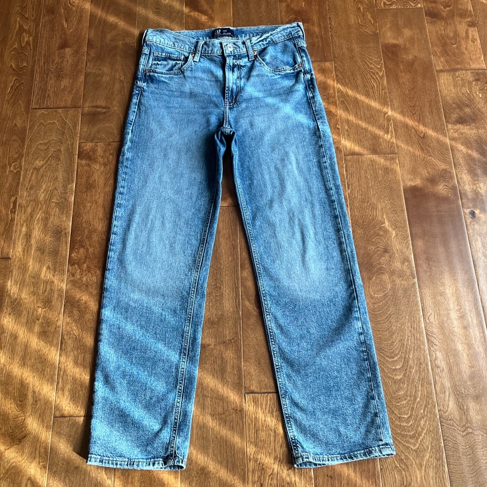 GAP Women's High-Rise Straight Jeans — Light Blue Denim